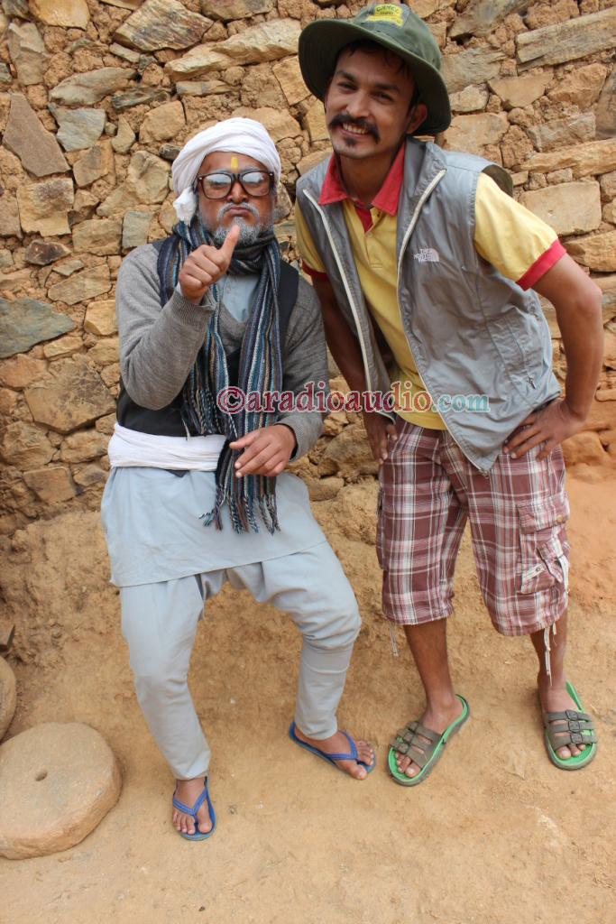 darsane and baitadi baje in meri bassai shuting